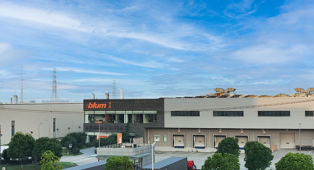 Blum Furniture